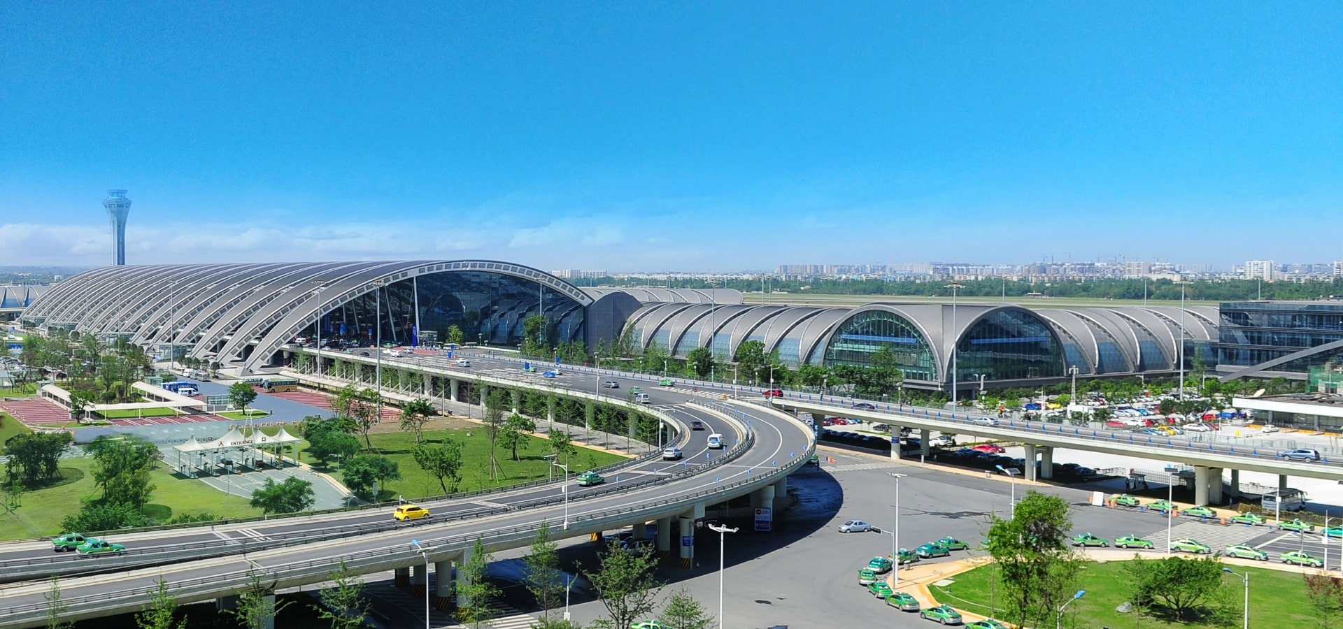 中佰 × 成都雙流國際機場｜高端貴賓休息室定制家具項目